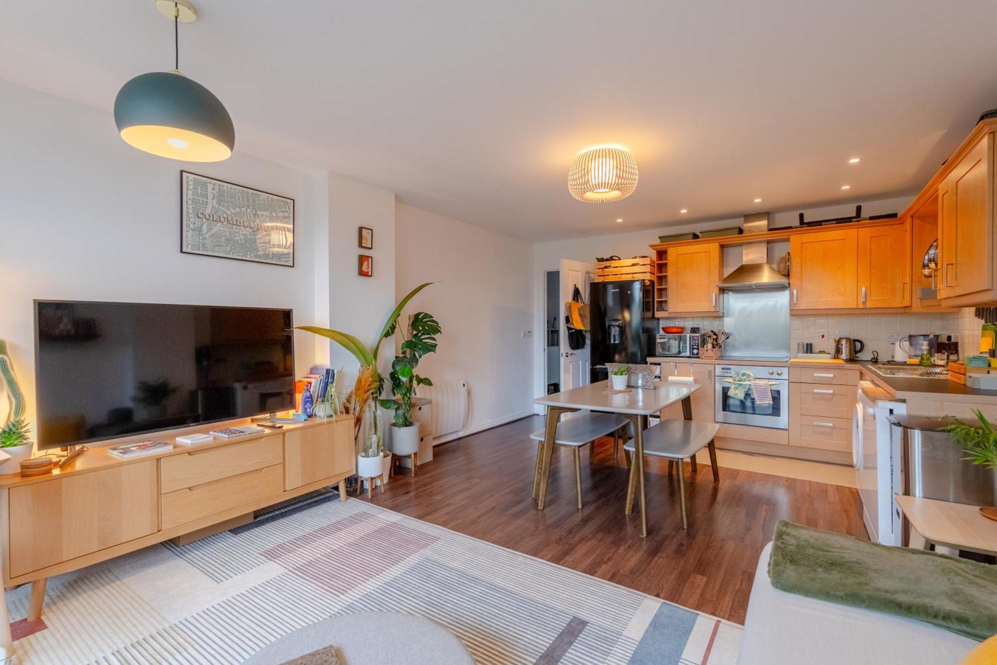 Appartamento Vibrant & Modern 1Bd Flat - Hackney Londra Esterno foto